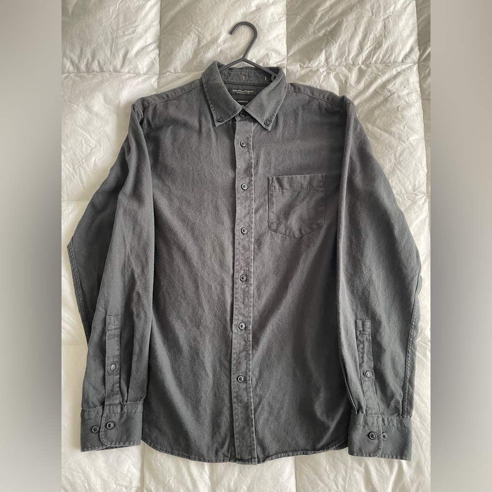 Banana Republic long sleeve casual button down